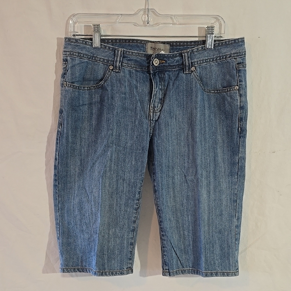 Tex by Max Azria Bermuda Shorts